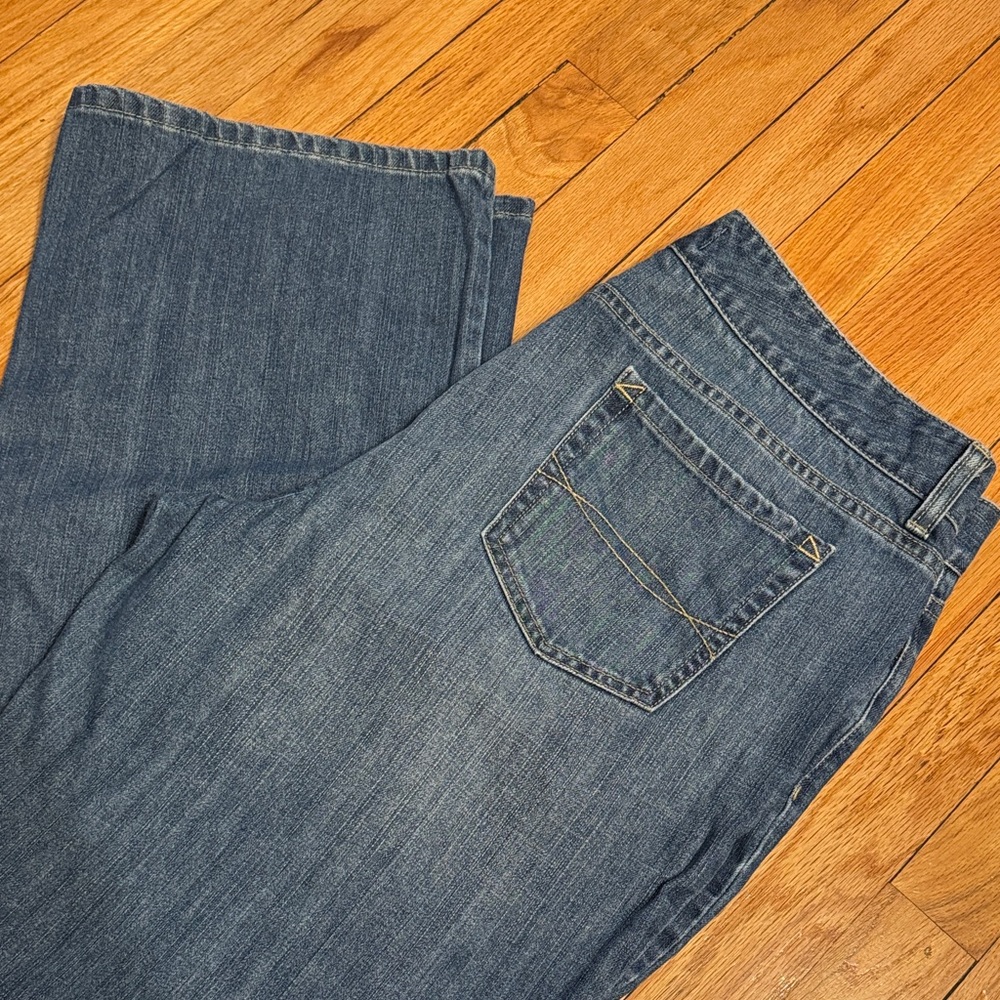 L.L. Bean Jeans Women's Classic Denim Straight Leg Jeans Size 18 Medium Tall